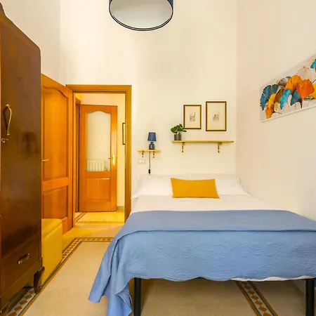 Hostly-la Casa Di Marta-two Steps From The Tower