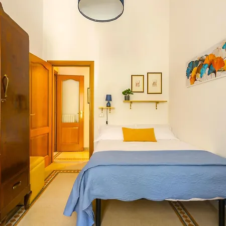 Hostly-la Casa Di Marta-two Steps From The Tower