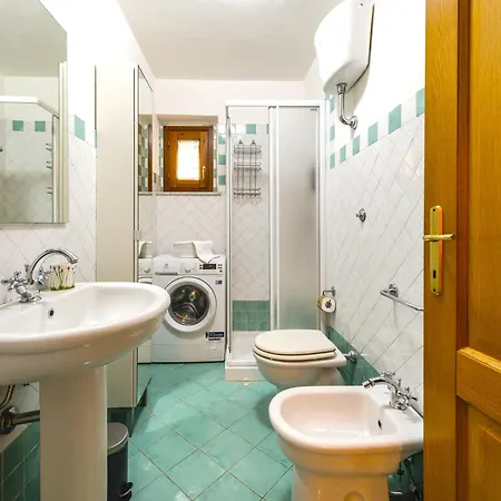 Hostly-la Casa Di Marta-two Steps From The Tower *